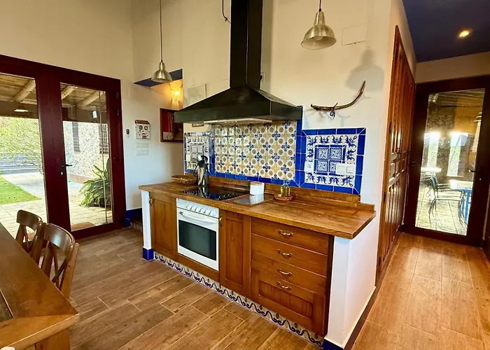 Casa Rural Sierra De Aguafria. Finca El Robledillo