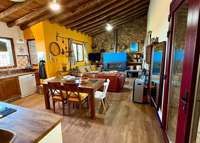 Casa Rural Sierra De Aguafria. Finca El Robledillo