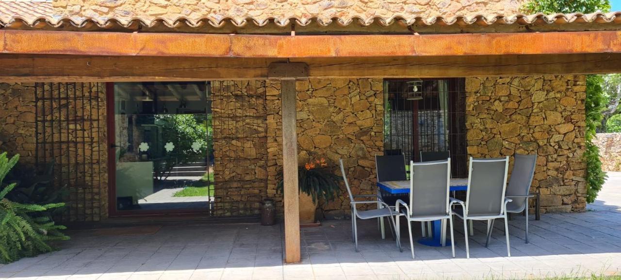 Sierra De Aguafria. El Robledillo Country house